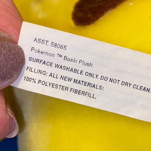 Pokémon basic plush yellow stuffed animal - Picture 5 of 6